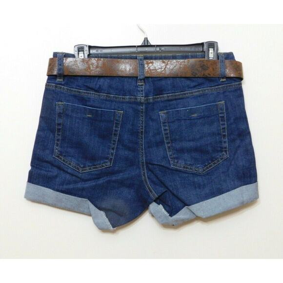 JR1 Dollhouse Blue Juniors' Distressed Belted Cuffed Denim Shorts - Size 1 - Picture 2 of 2